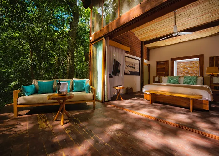 Casa Bonita Tropical Lodge & Spa